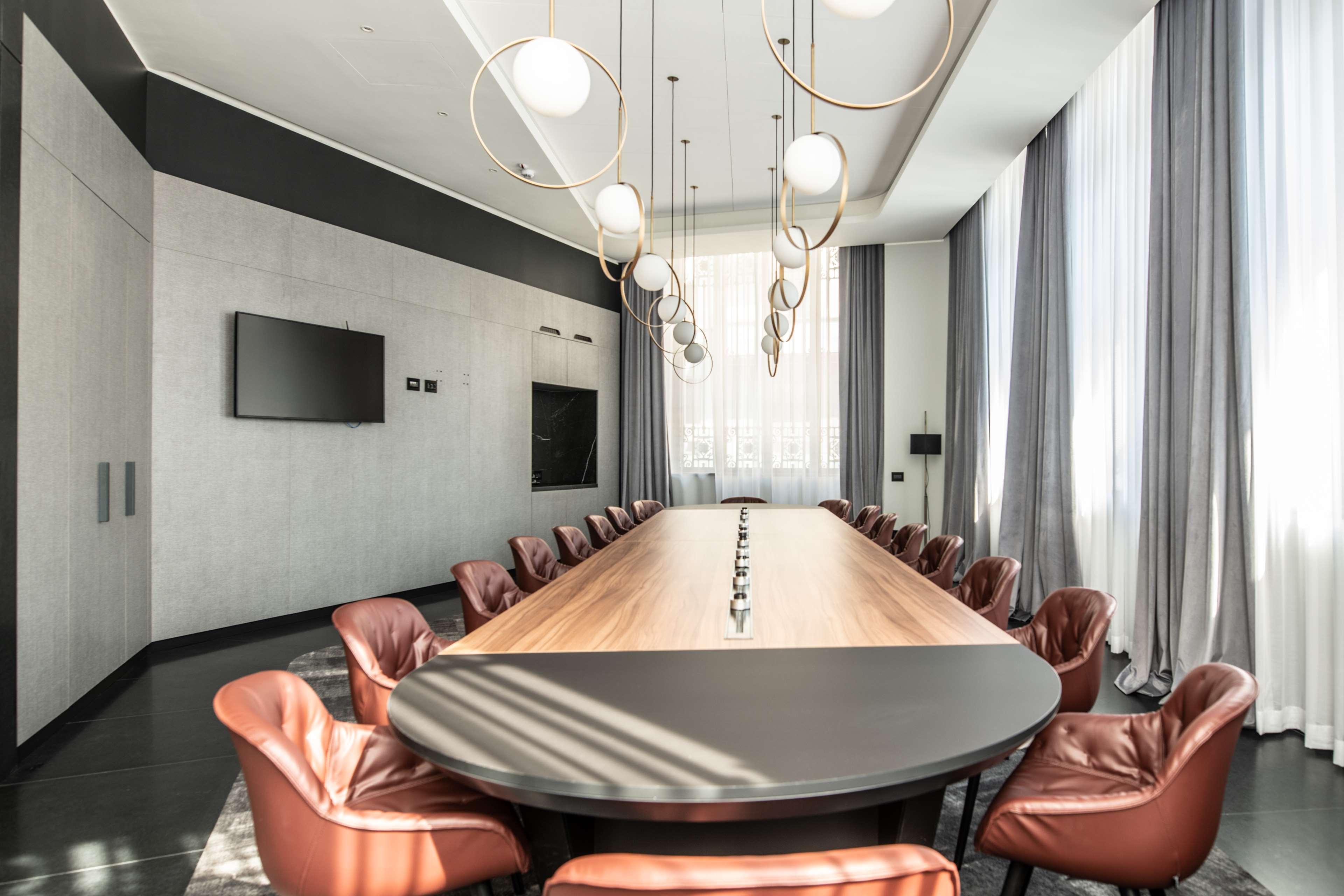 Radisson Collection Hotel, Palazzo Touring Club Мілан Екстер'єр фото Boardroom
