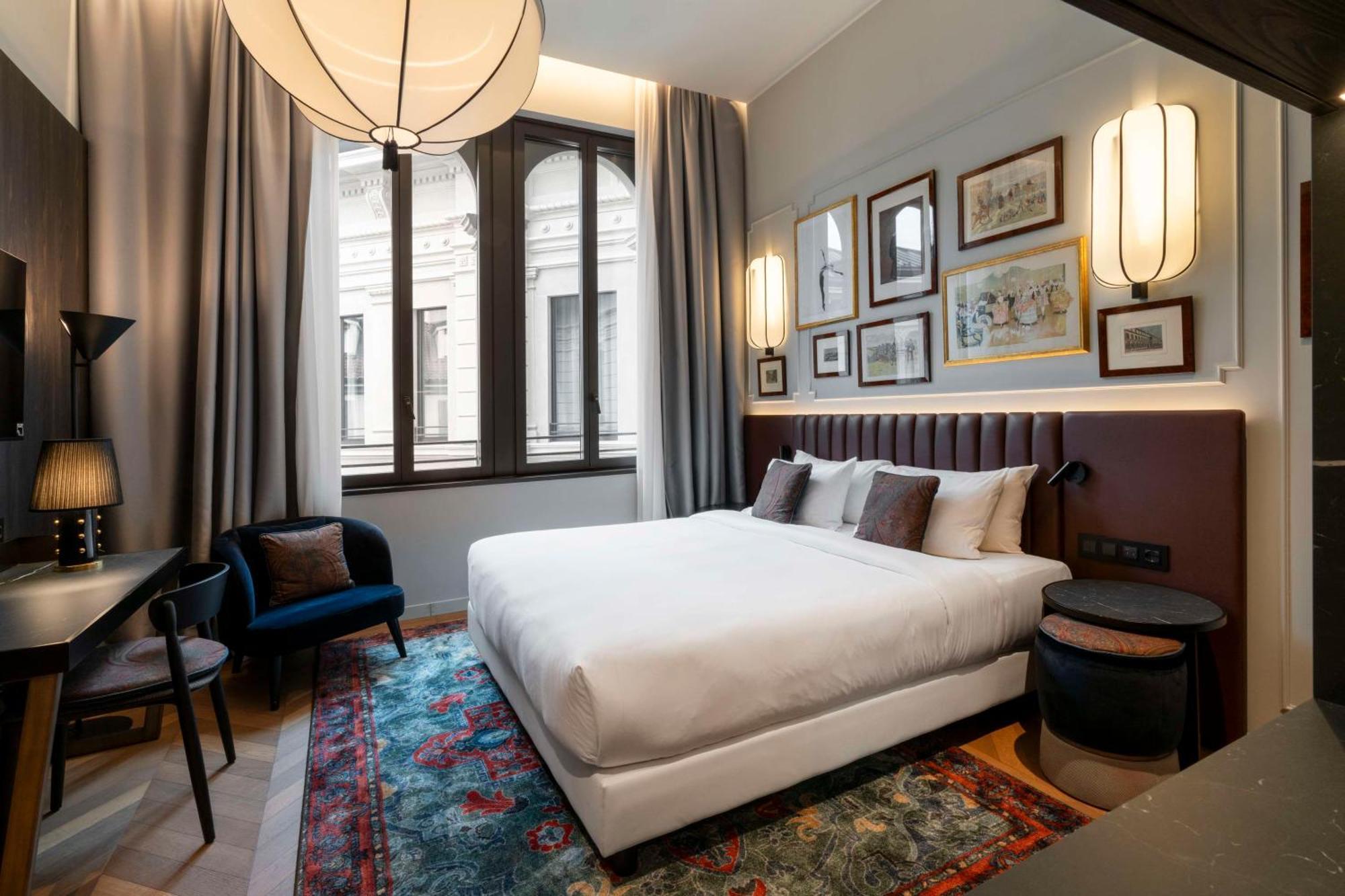 Radisson Collection Hotel, Palazzo Touring Club Мілан Екстер'єр фото Deluxe Room