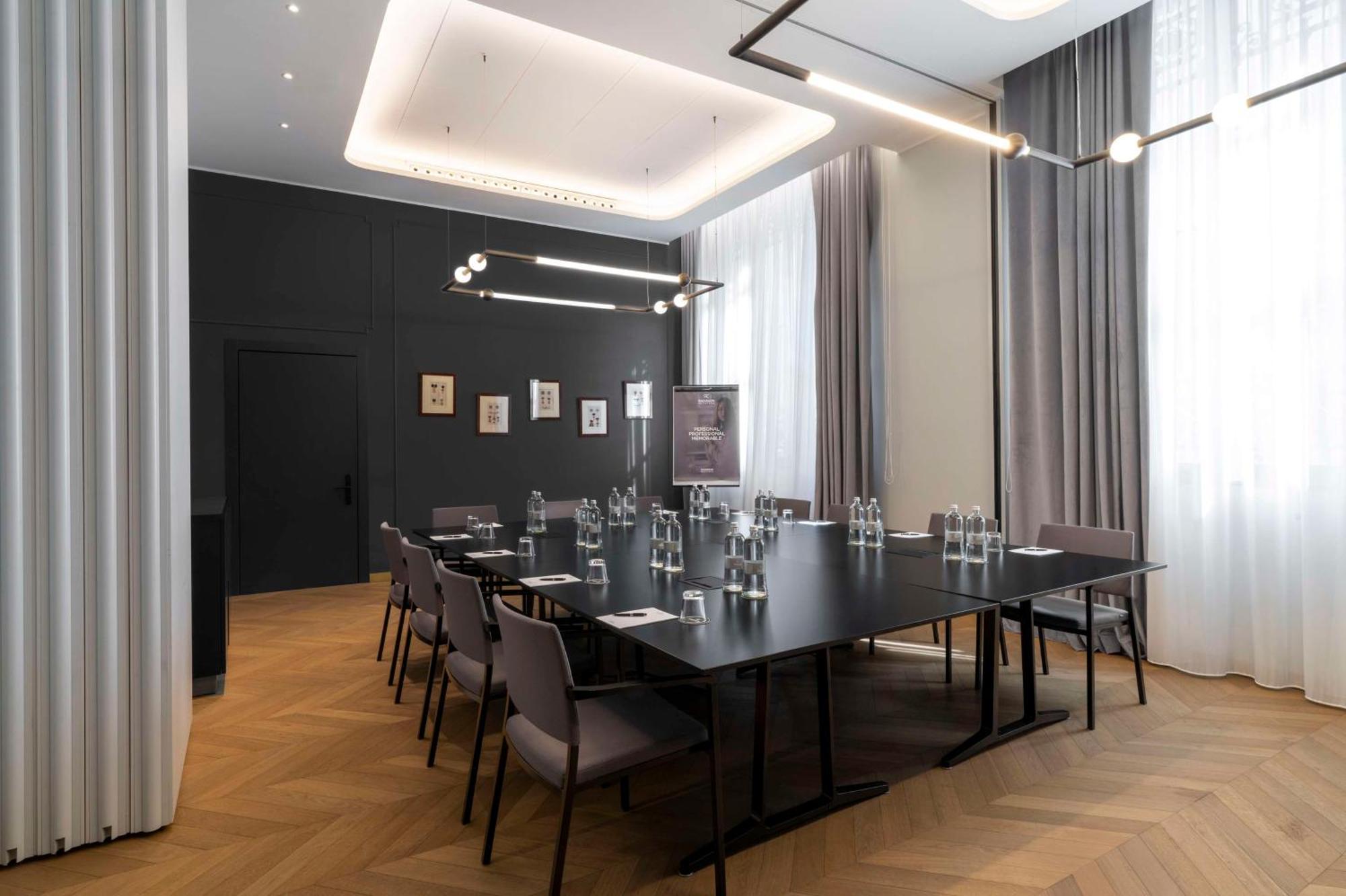Radisson Collection Hotel, Palazzo Touring Club Мілан Екстер'єр фото